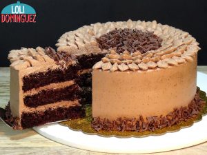 TARTA DE CHOCOLATE FÁCIL, NO CREERAS LO FACIL Y RICA QUE QUEDA. Ideal para celebrar cualquier acontecimiento como cumpleaños, aniversarios o simplemente el reencuentro con nuestras familias o amigos