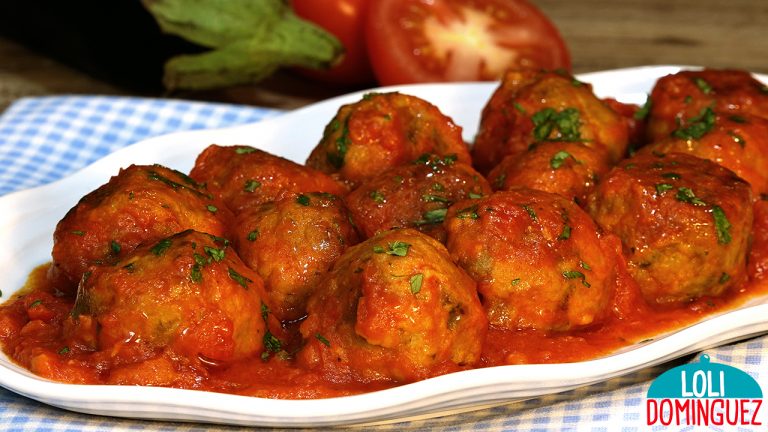 ALBÓNDIGAS DE BERENJENA, TIERNAS, JUGOSAS Y SALUDABLES; Esta receta es muy fácil de hacer y queda espectacular de rica, tiernas, jugosas y con sabor intenso a berenjena.