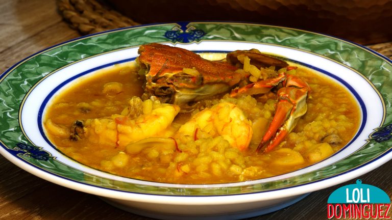 ARROZ A LA MARINERA ESPECIAL SEMANA SANTA. Este arroz esta riquísimo y es ideal para fiestas como Semana Santa que por costumbre evitamos comer carne, además se hace muy fácil y rápido, vas a triunfar en un día de fiesta si preparas este arroz pero también para cualquier día de la semana