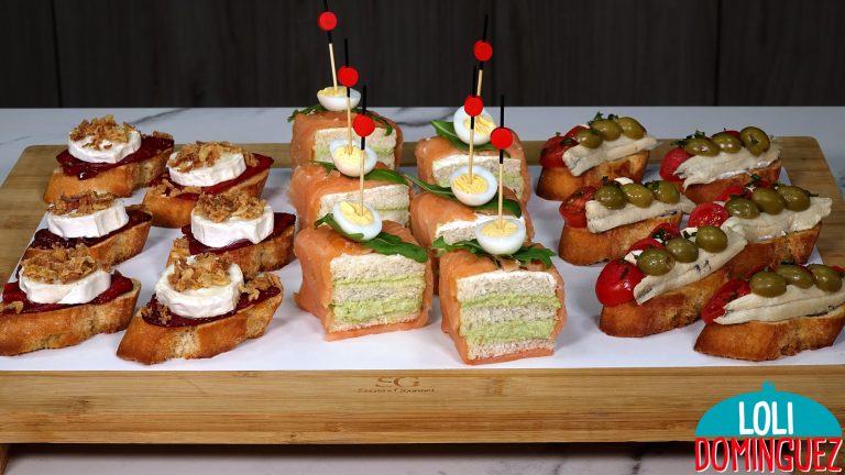 CANAPÉS O APERITIVOS ESPECIAL NAVIDAD FÁCILES Y DELICIOSOS. Parece que no es Navidad si en nuestro menú no hay una bandeja de canapés, os traigo 3 ideas fáciles