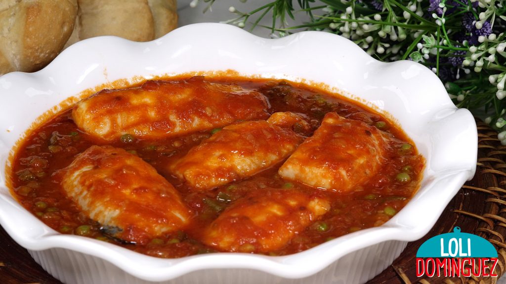 MERLUZA EN SALSA CON TOMATE. Fácil, rápida y deliciosa receta con merluza que además resulta económica y es una comida muy saludable