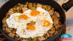 SARTÉN DE HUEVOS Y BERENJENAS. Deliciosa comida que se hace muy fácil y con pocos ingredientes, quedan las berenjenas tiernas y sabrosas